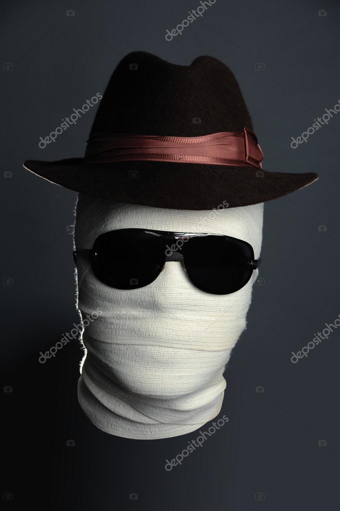depositphotos_27334417-stock-photo-invisible-man-in-hat.jpg
